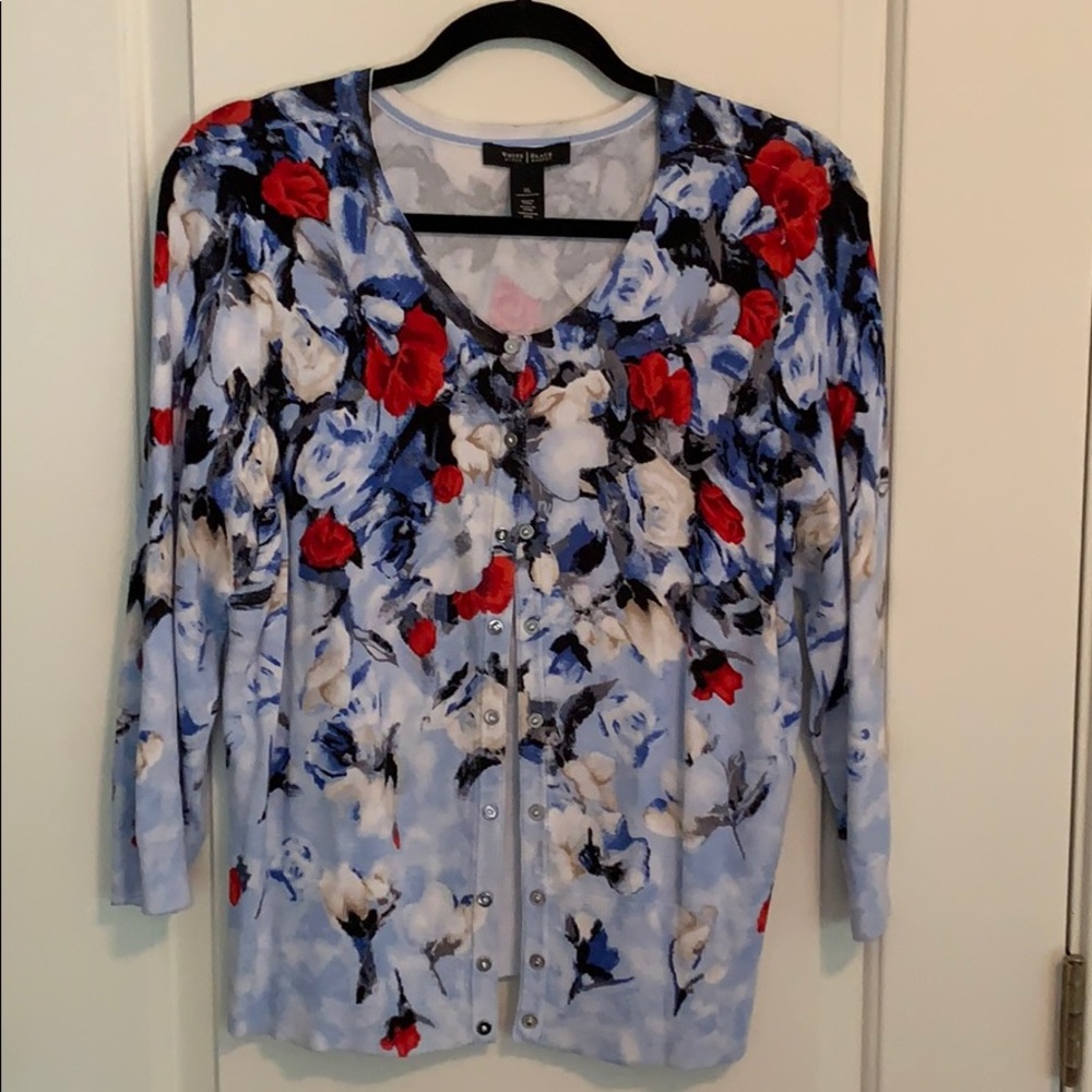 Gorgeous WHBM Floral Rhinestone button Cardi  XL